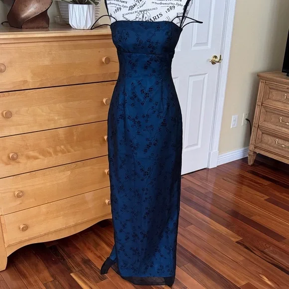 Elegant Blue evening wedding guest Dress gown - Picture 1 of 9
